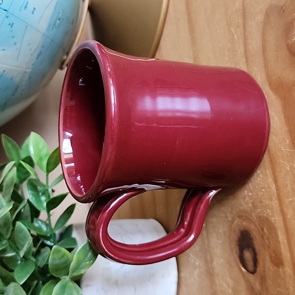Burgundy Deneen pottery mug Embracing  Pines B&B - Picture 2 of 8